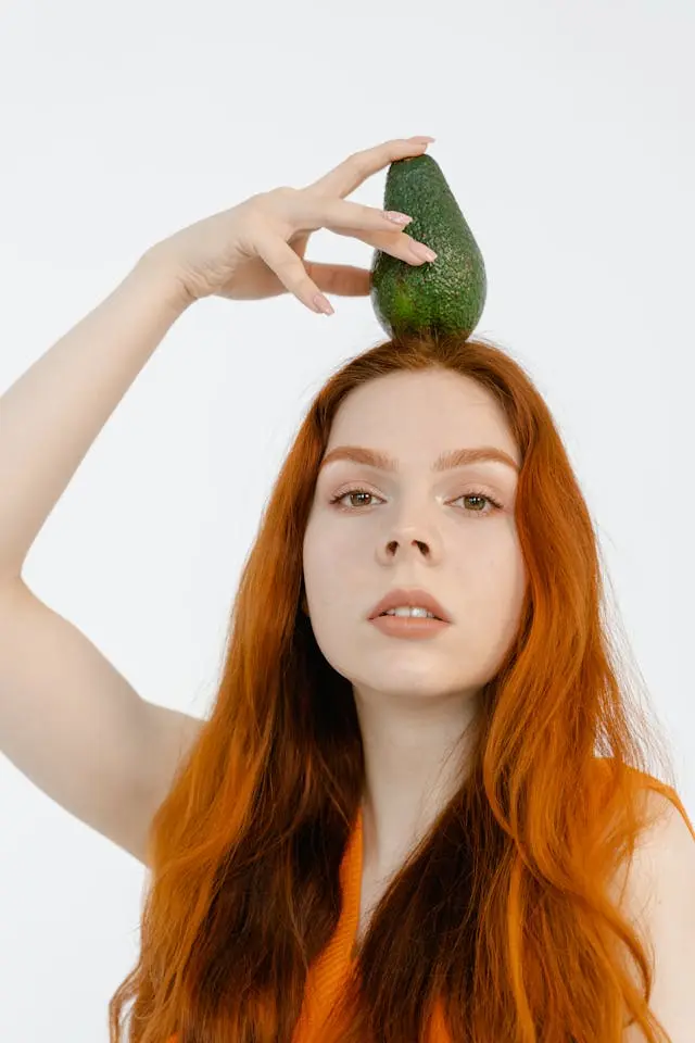 beneficios del aceite de palta para el cabello
